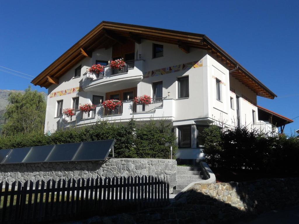 Apart Alpen Royal Nauders Esterno foto